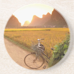 Kina, Guangxi. Yangzhou, Cykel på landsbygd Underlägg