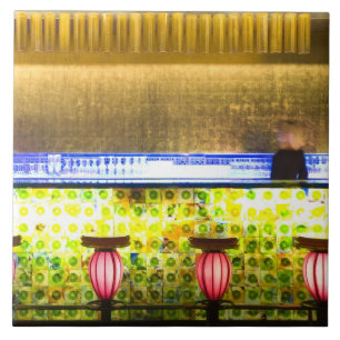 Kina, Shanghai. Bar i Xin Tian Di bar 2 Kakelplatta