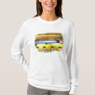 Kina, Shanghai. Bar i Xin Tian Di bar 2 T-shirt