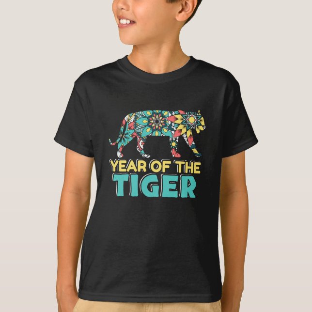 Kinas tigerår - Mandala T Shirt (Framsida)