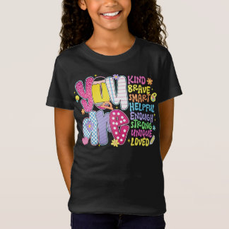 "KIND MODIG STRONG LOVED"-bekräftelse T Shirt