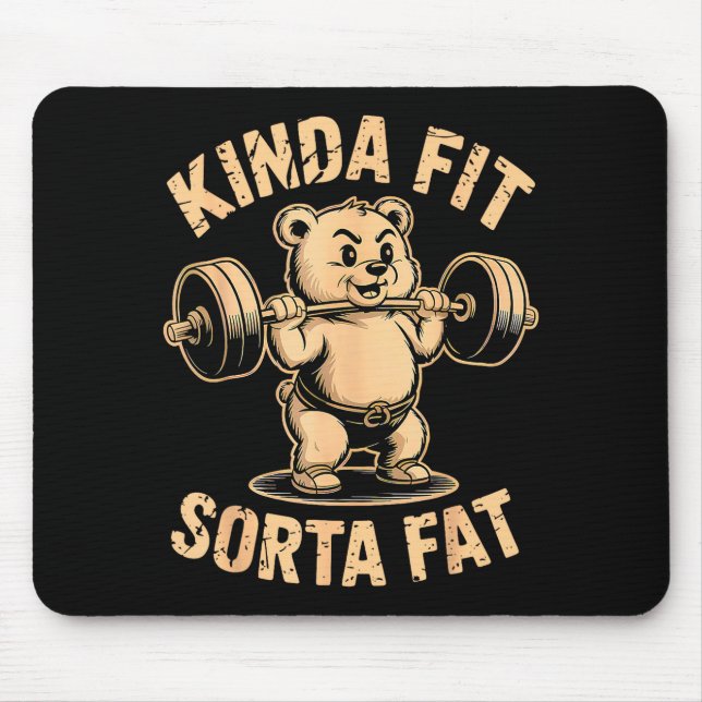 Kinda Fit Sorta Fat - Funny Gym Bear Weightlifting Musmatta (Framsidan)