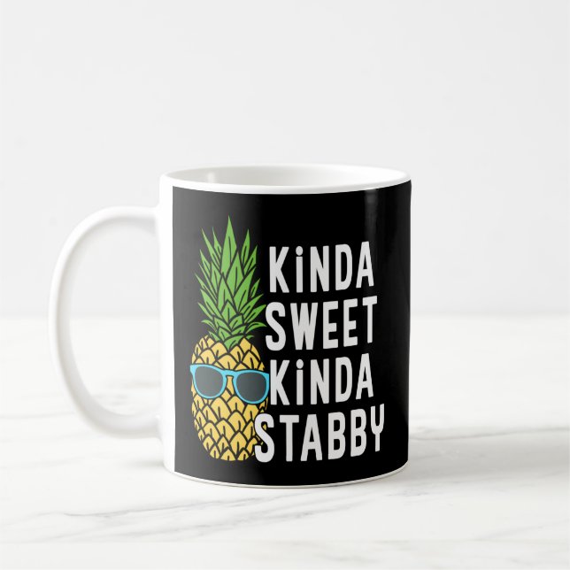 Kinda Sweet Kinda Stabby Novelty Punny Kaffemugg (Vänster)