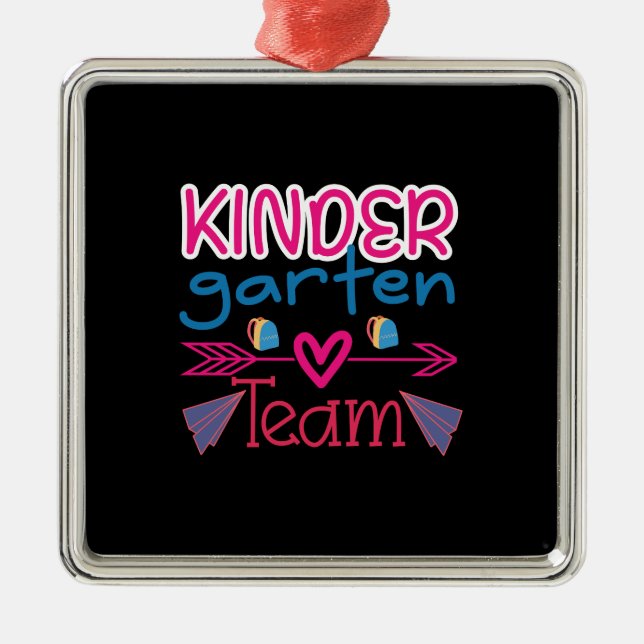 Kinder Garten Team Julgransprydnad Metall (Framsidan)