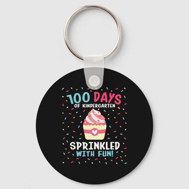 Kindergarten 100 dagar med skolflickor, fu nyckelring (Framsida)
