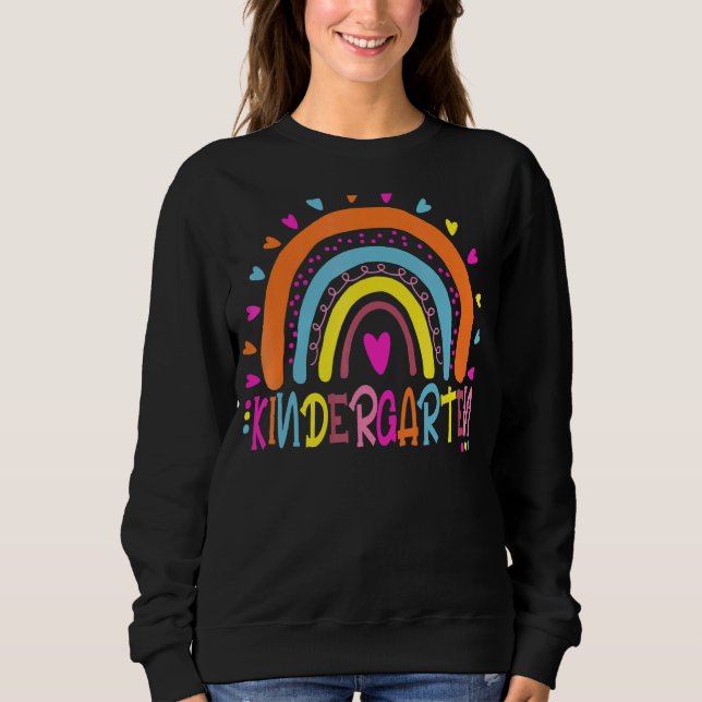 Kindergarten Boho Rainbow Teacher Student förra da T Shirt (Framsida)