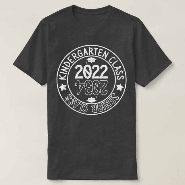 Kindergarten Class 2022 Senior 2034 Future Class G T Shirt (Design framsida)