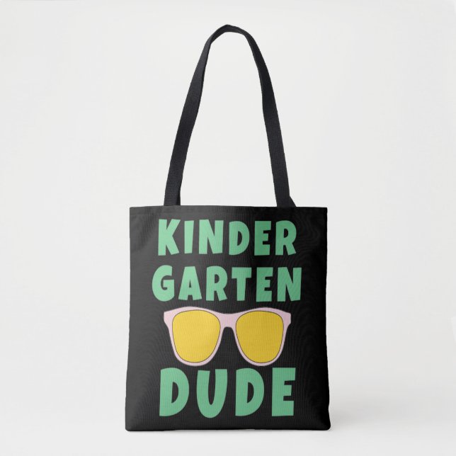 KINDERGARTEN DUDE TYGKASSE (Framsida)