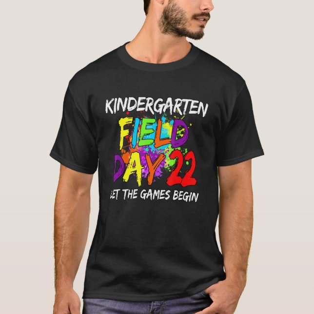 Kindergarten Fält Dagen 2022: Låt spelen börja i K T Shirt (Framsida)