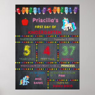 Kindergarten-flicka, chalkboard-skylt poster