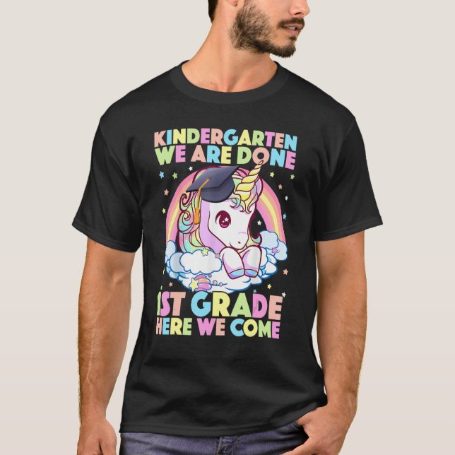 Kindergarten Graduation Magical Unicorn  Girls T Shirt (Framsida)