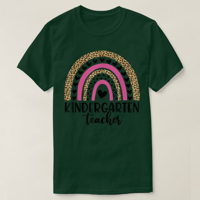 Kindergarten Lacher Ley Leopard Rainbow tillbaka t Shirt (Design framsida)