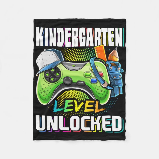 Kindergarten Level Unlocked Video Game Ck To Schoo Fleecefilt (Framsidan)