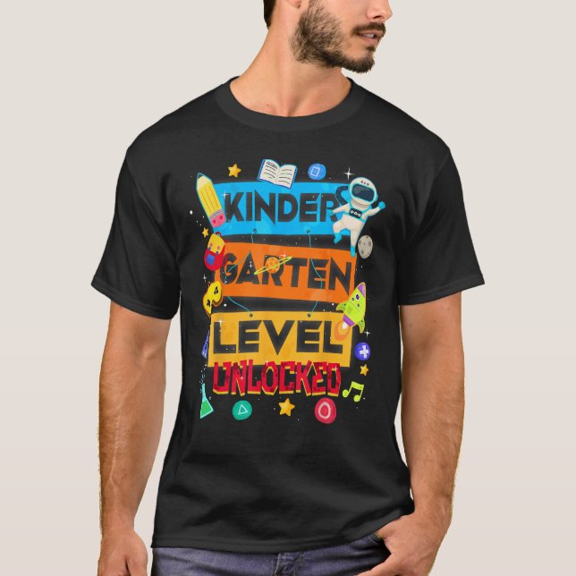 Kindergarten Level UnLocker Back to school Gamer T Shirt (Framsida)