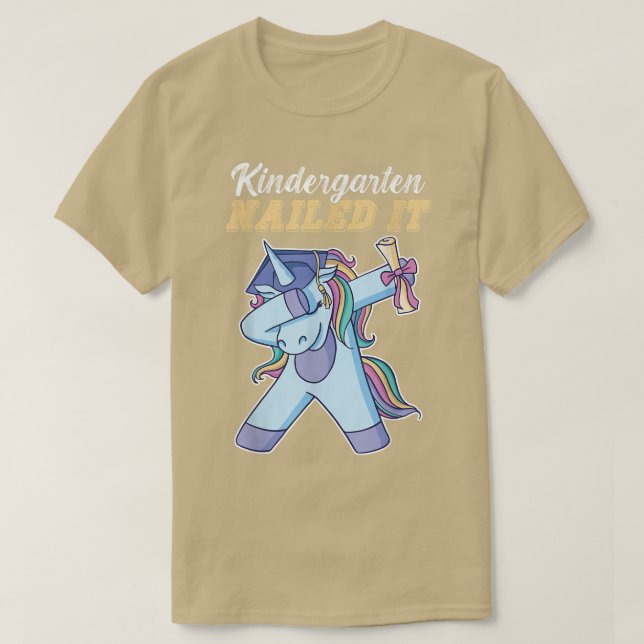 Kindergarten Nailändit det Kids Unicorn Studenten  T Shirt (Design framsida)