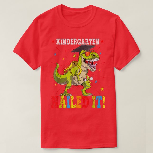 Kindergarten Nails IT Dinosaur TRe Student-klass T Shirt (Design framsida)