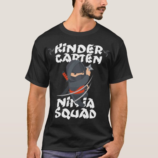 kindergarten ninja squad t shirt (Framsida)
