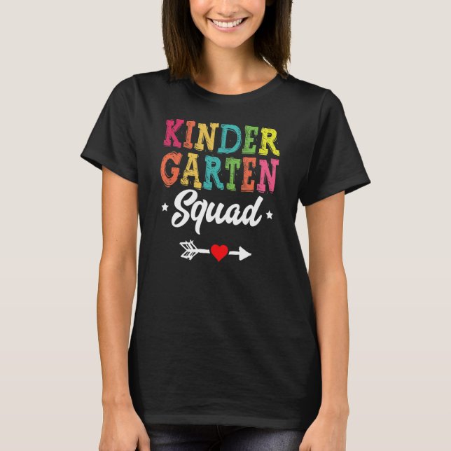Kindergarten Squad Kinder Teacher Student Team T Shirt (Framsida)