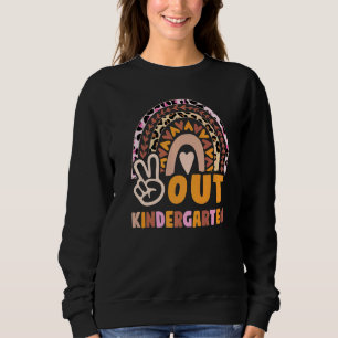 Kindergarten Studenten 2022 Peace Out Kindergarte T Shirt