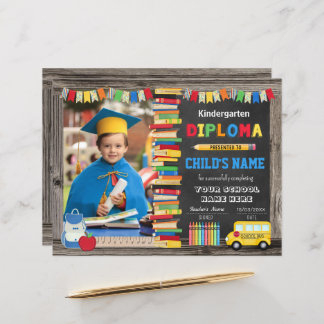 Kindergarten Studenten-diplomat med foto