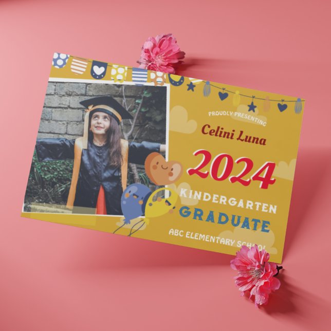 Kindergarten Studenten-inbjudan med foto Inbjudningar (Kids Graduation Kindergarten Preschool With Photo)