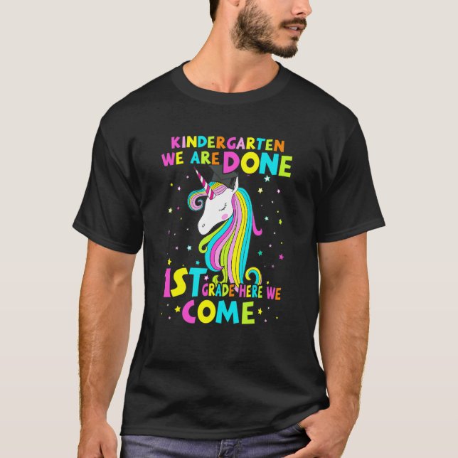 Kindergarten Studenten Magic Unicorn T Shirt (Framsida)