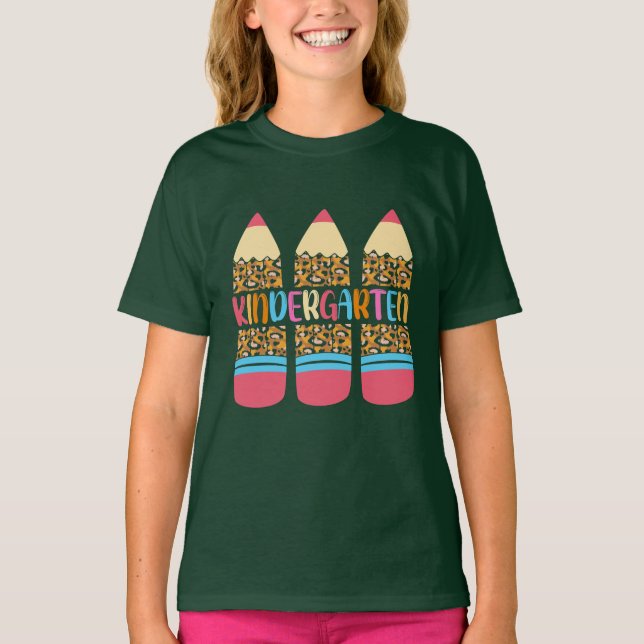 KINDERGARTEN T SHIRT (Framsida)