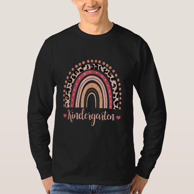 Kindergarten Teacher Boho Rainbow Leopard tillbaka T Shirt (Framsida)