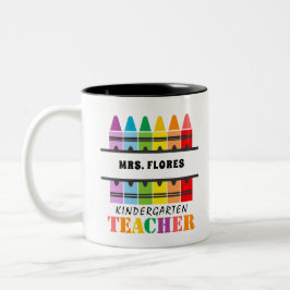 Kindergarten Teacher Colorful Kritor Personlig Två-Tonad Mugg