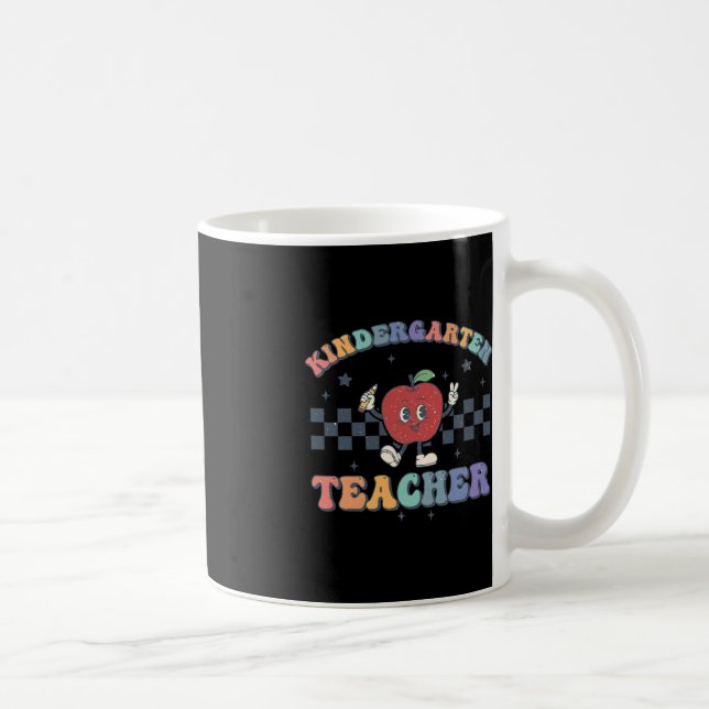 Kindergarten Teacher Groovy Back to school Team KG Kaffemugg (Höger)