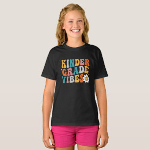 Kindergarten Vibes Groovy Design på Kids' Shirt T