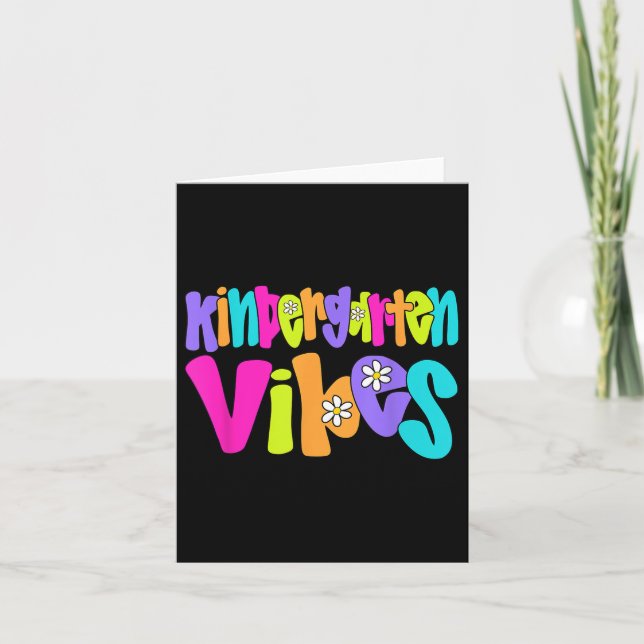 Kindergarten Vibes lärare Student Funny tillbaka t Kort (Framsida)