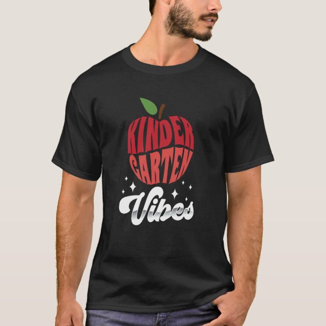 Kindergarten Vibes Sayings Kids Children Cute T Shirt (Framsida)