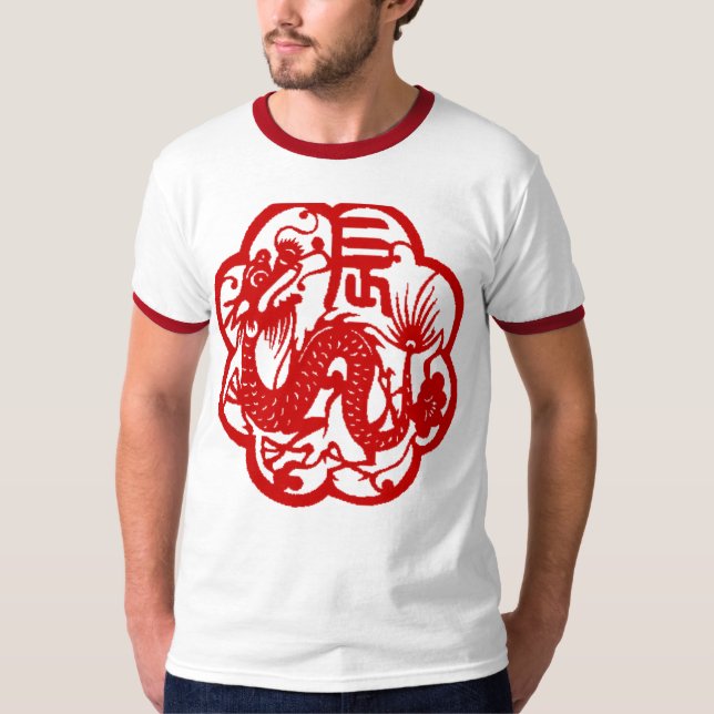 Kinesiskt år av drakeutslagsplatsen tee shirt (Framsida)