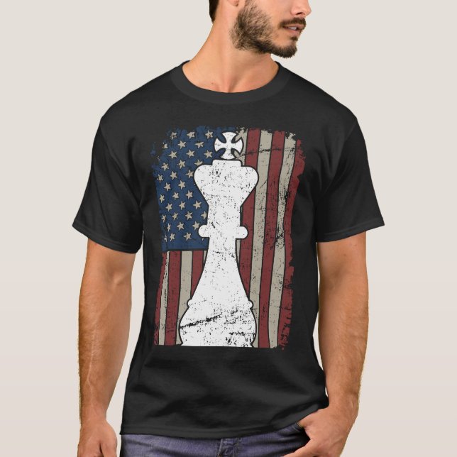 King Chess Piece USA Flag  Mens Womens Chess Playe T Shirt (Framsida)