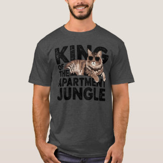 King of the Apartment Jungle Maine Coon Oversized T Shirt