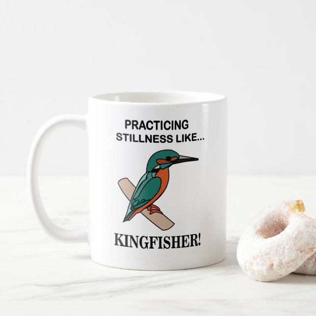 Kingfisher praktiserar Stillness som Kingfisher Kaffemugg (Med munk)