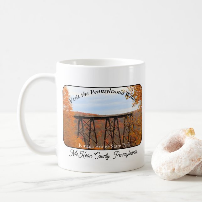 Kinzua Bridge State Park Fall Festival Souvenir Kaffemugg (Med munk)
