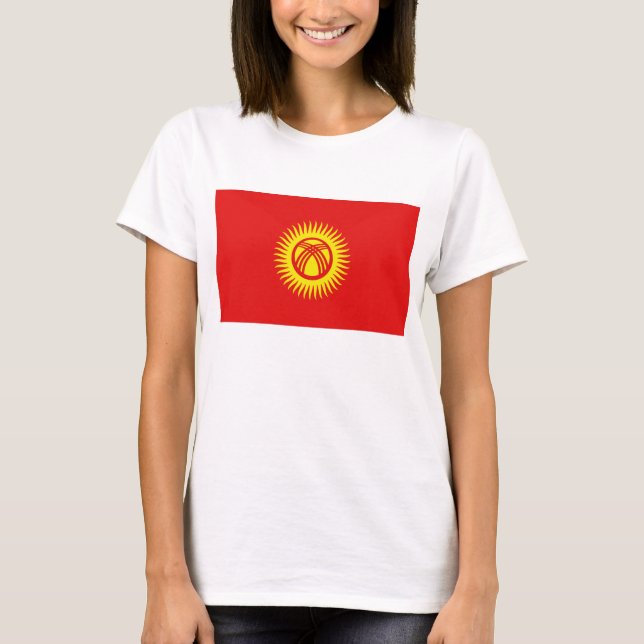Kirgizistan Flagga x Karta T-Shirt (Framsida)