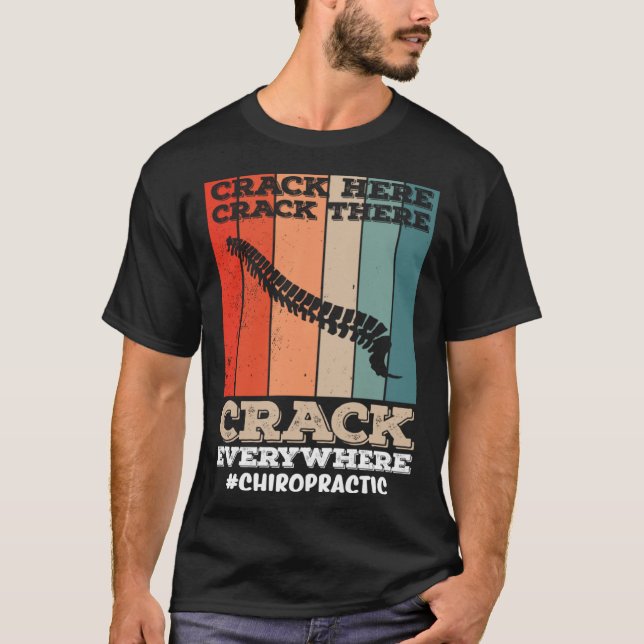 kiropraktor spinal justering ChiroPRAKTISK T Shirt (Framsida)