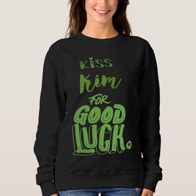 Kiss Kim For Good Luck  St Patricks T Shirt (Framsida)