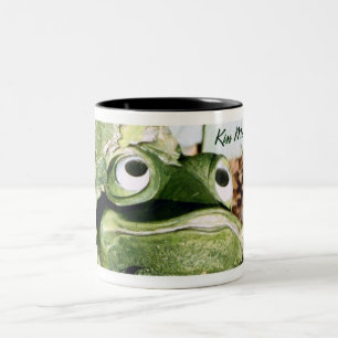 Kiss Me Frog Två-Tonad Mugg