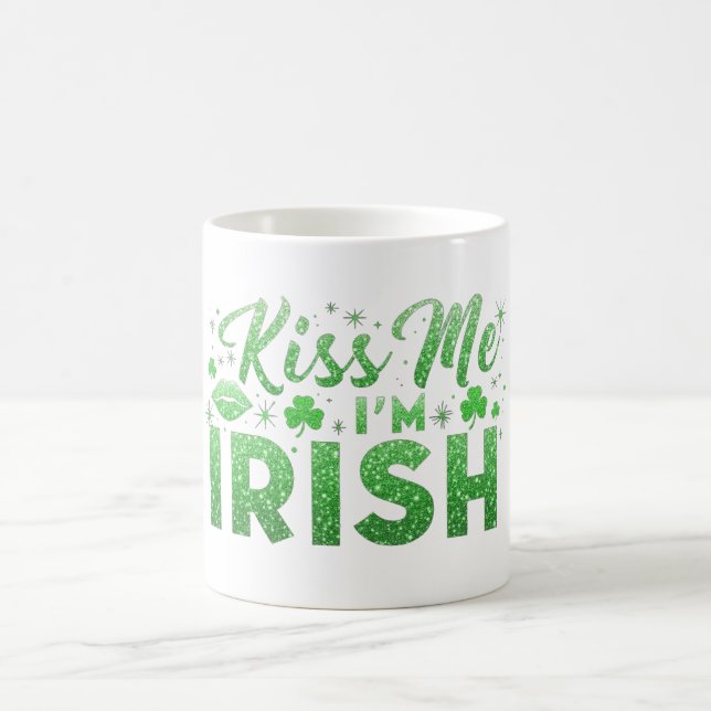 Kiss Me I är Irish Kaffemugg (Center)