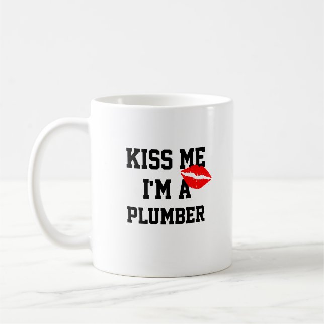 Kiss Me Im A Plumber Mugg (Vänster)