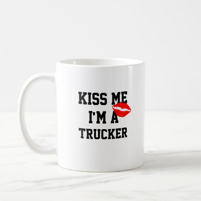 Kiss Me Im A Trucker Mugg (Vänster)