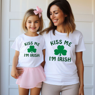 Kiss Me Im Irish Grönt Womens St. Patricks Day T-shirt