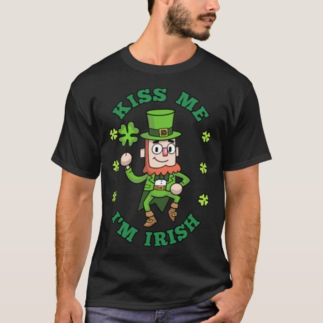 Kiss Me Im Irish Leprechaun Shamrock St Patricks D T Shirt (Framsida)