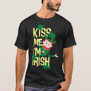 Kiss me Im Irish Patty roligt St patricks day T Shirt
