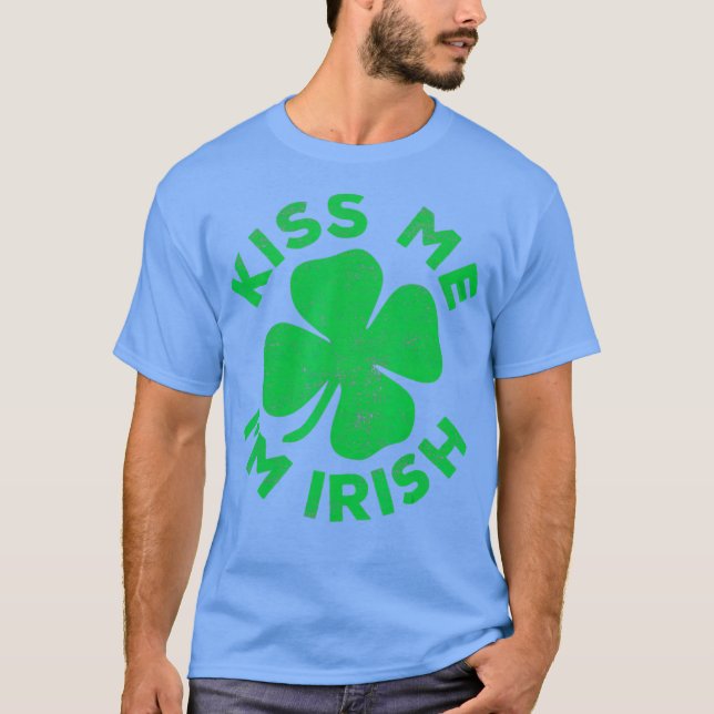 Kiss Me Im Irish Saint patrick Day Gift T Shirt (Framsida)