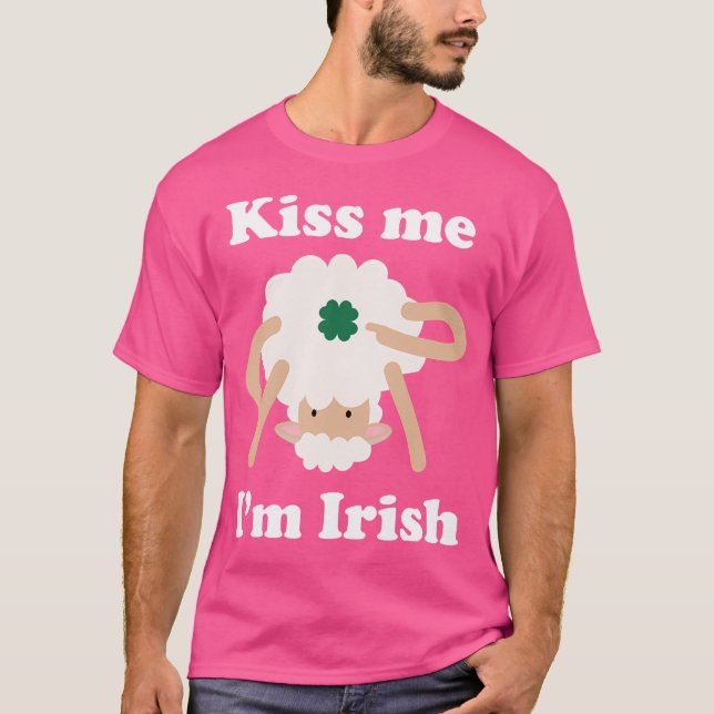 Kiss Me I'M Irish Sheep Funny St Patrick'S Day Hum T Shirt (Framsida)